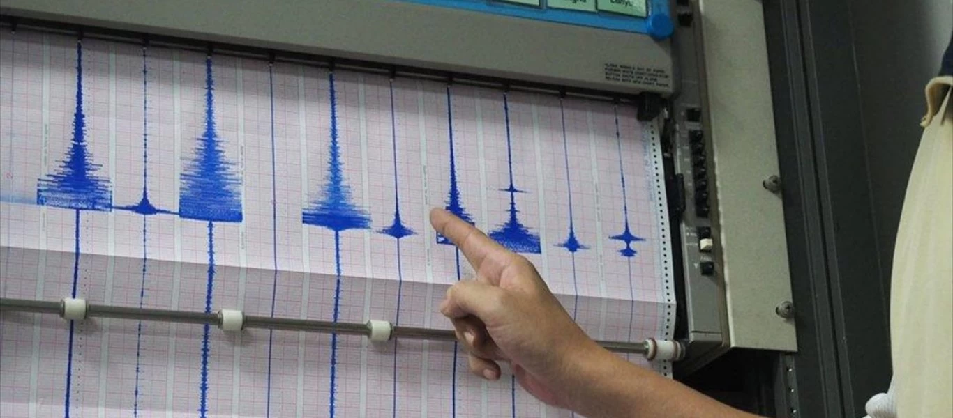 Μνήμες 2004 στην Ινδονησία: Δύο σεισμοί 6,8 Ρίχτερ